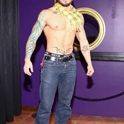 Nubius in 'Next Door Studios' Setting the Bar (Thumbnail 4)