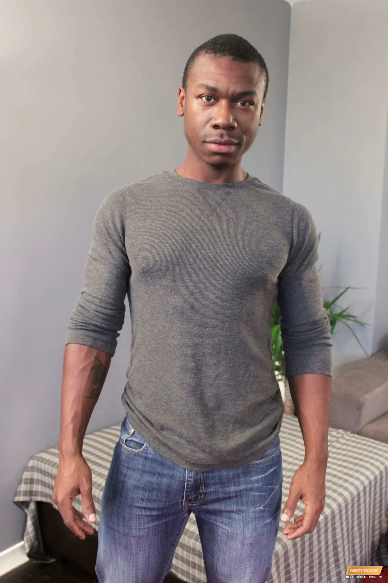 Next Door Studios 'Stud Poker' starring Nubius (Photo 20)