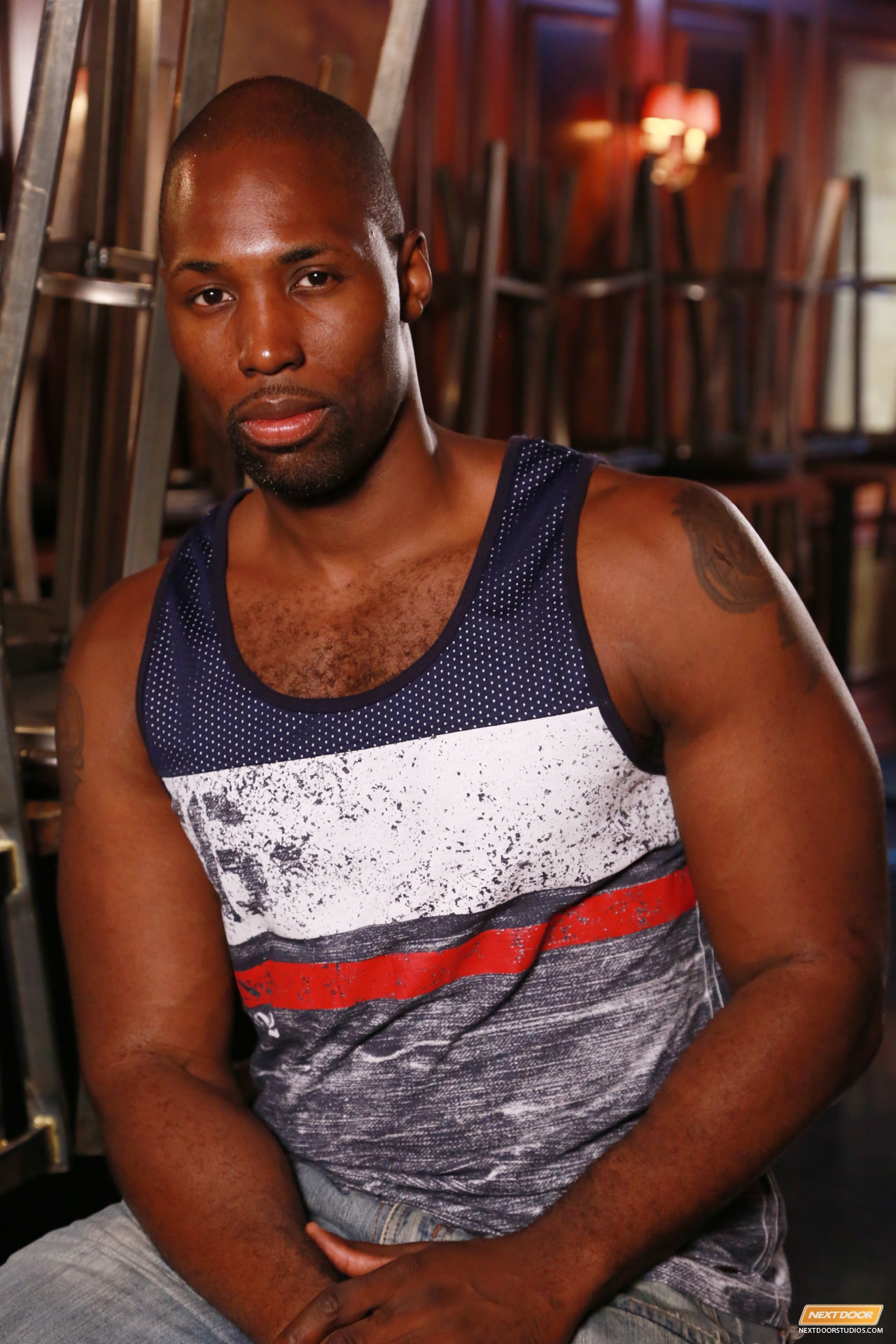 Next Door Studios 'Tend My Bar' starring Nubius (Photo 6)