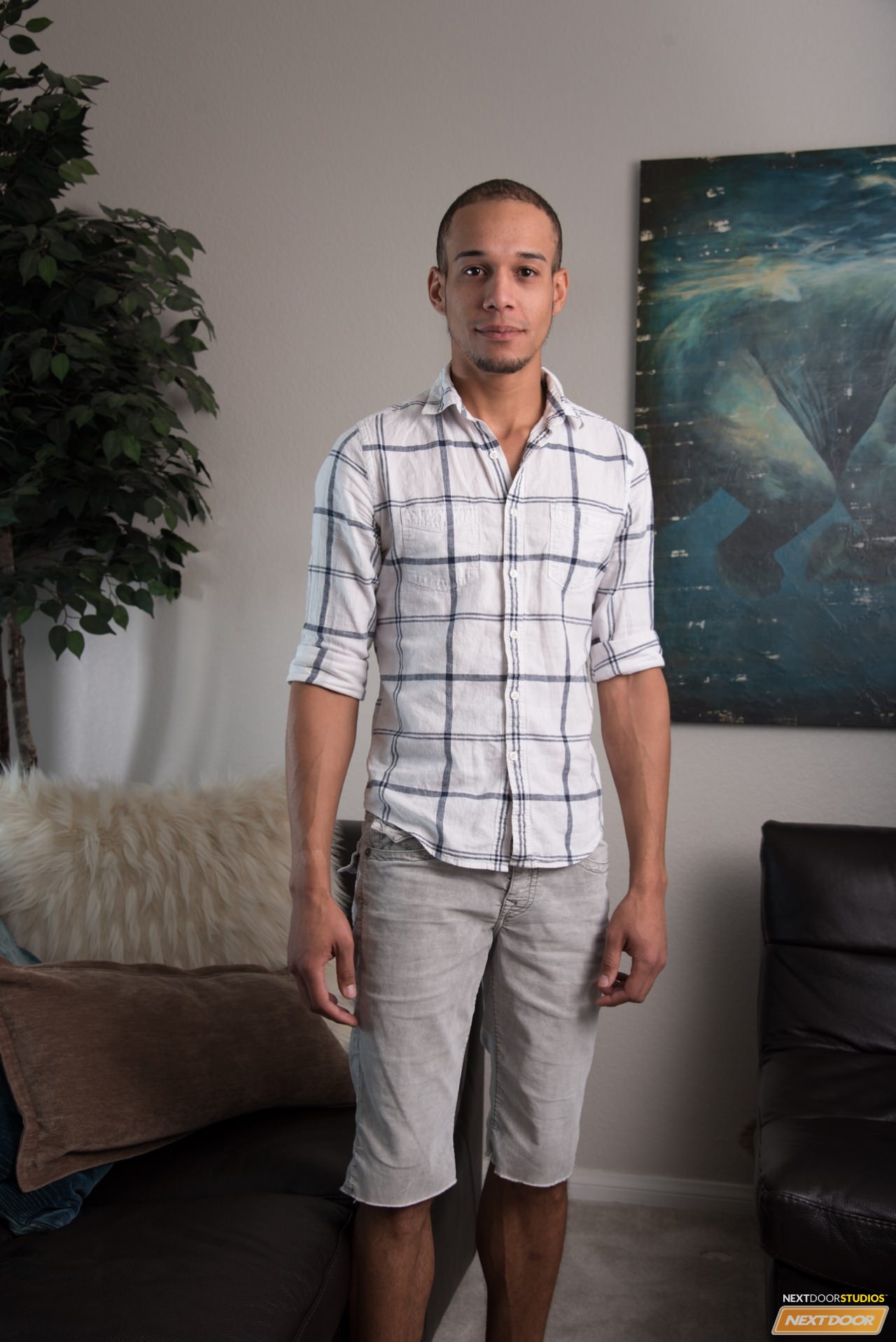 Odin Strokes in 'Next Door Studios' Odin Strokes (Thumbnail 4)