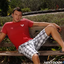 Oliver Saint in 'Next Door Studios' Oliver Saint (Thumbnail 2)