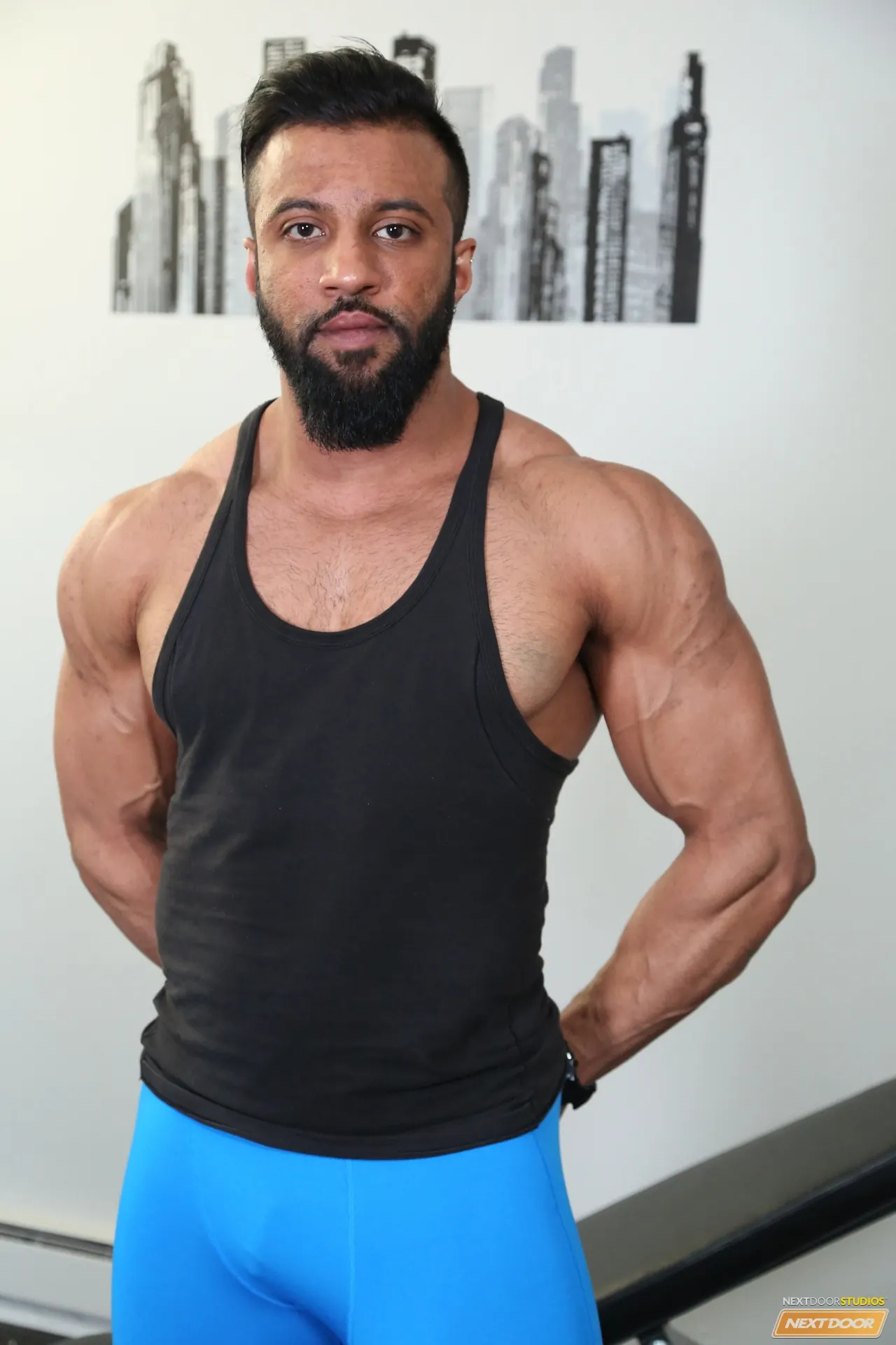 Next Door Studios 'Humping Iron' starring Osiris Blade (Photo 21)