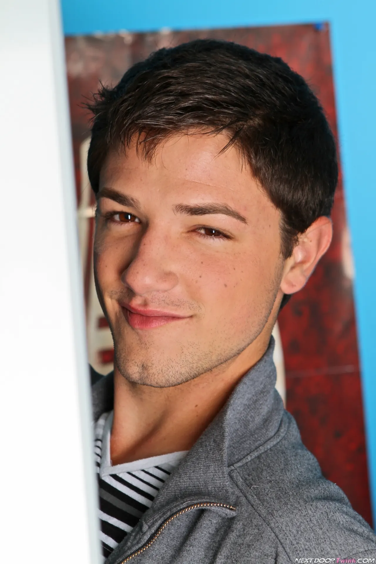 Next Door Studios 'The In Crowd' starring Paul Poleman (Photo 12)