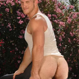 Paul Wagner in 'Next Door Studios' Paul Wagner (Thumbnail 12)