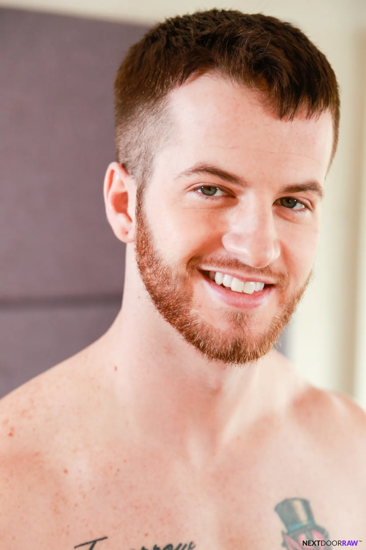 Next Door Studios 'Bareback Cheaters' starring Quentin Gainz (Photo 4)