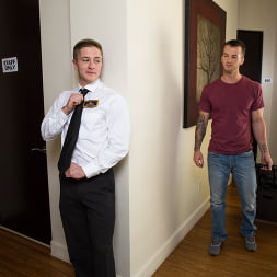 Quentin Gainz in 'Next Door Studios' Room Service (Thumbnail 1)