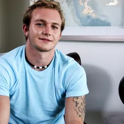 Rex Tanner in 'Next Door Studios' Rex Tanner (Thumbnail 8)