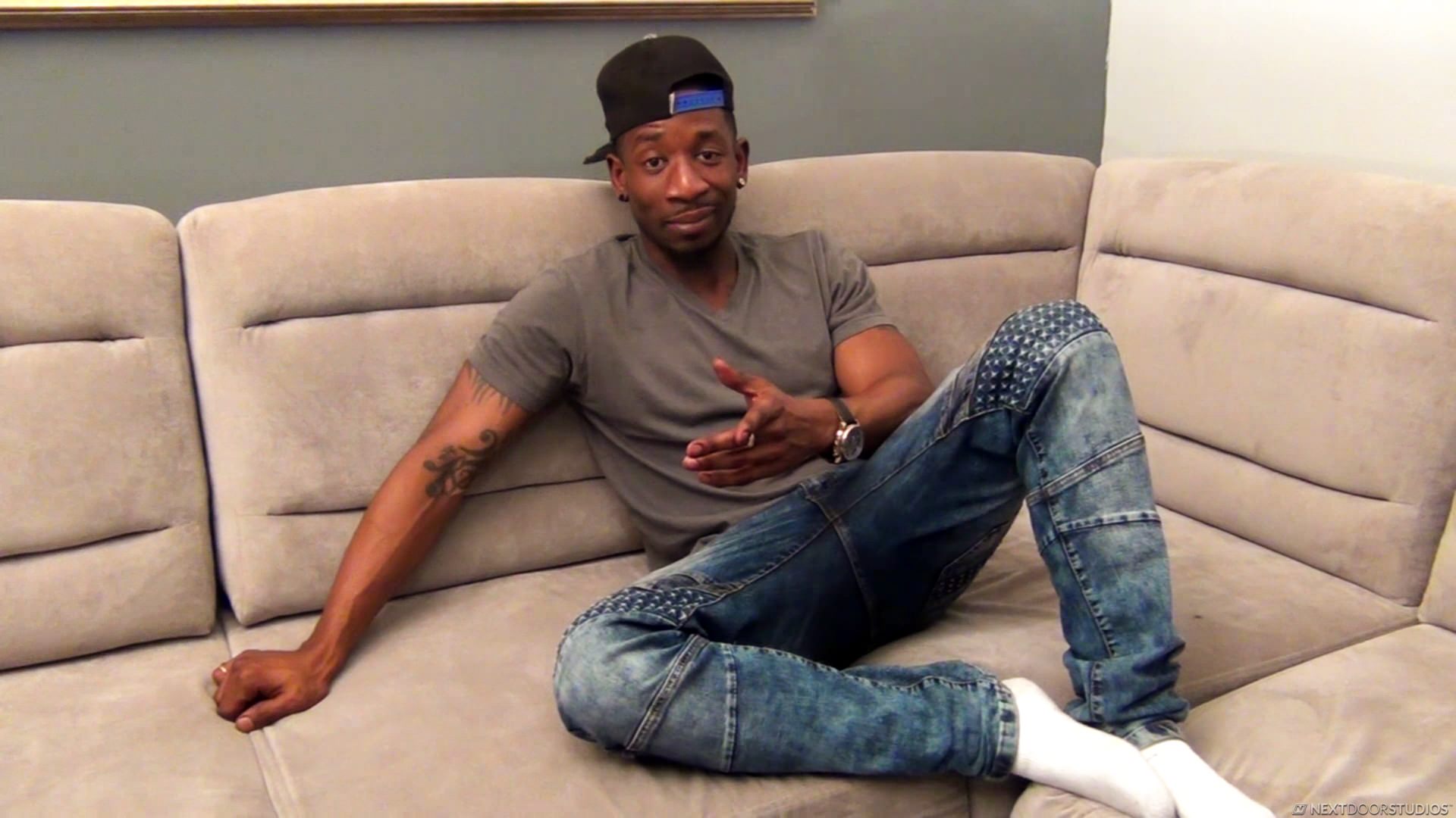 Next Door Studios 'Close and Personal' starring Rio (Photo 1)