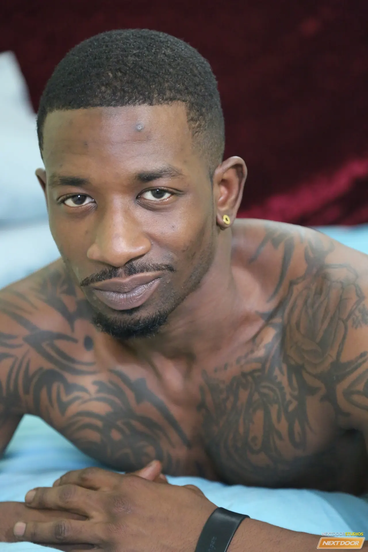 Next Door Studios 'Wake and Bang' starring Rio B (Photo 12)