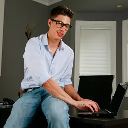 Rob in 'Next Door Studios' RAM Session (Thumbnail 18)