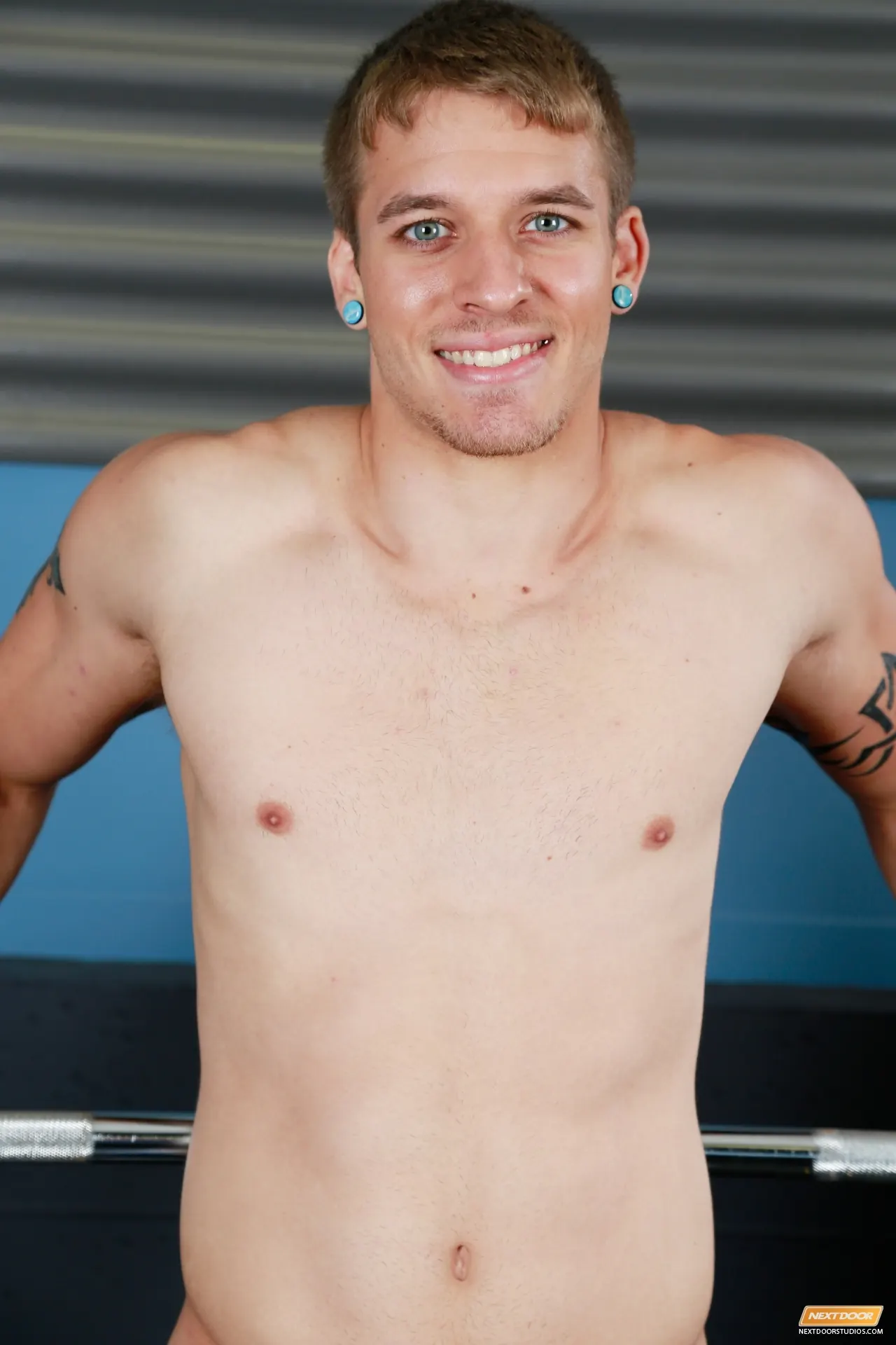 Robert Longwood in 'Robert Longwood' from 'Next Door Studios' (Photo 27) Next Door Studios 'Robert Longwood' starring Robert Longwood (Photo 27)