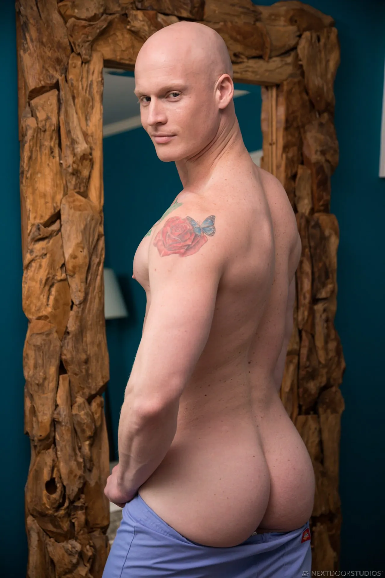 Next Door Studios 'Get In Deep' starring Roman Eros (Photo 6)