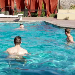 Roman Todd in 'Next Door Studios' In the Head (Thumbnail 18)