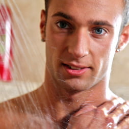 Ryan Knightly in 'Next Door Studios' Ryan Knightly (Thumbnail 15)
