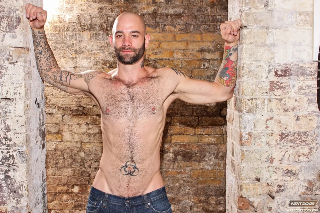 Next Door Studios 'Bound, Whipped and Fucked' starring Sam Swift (Photo 7)