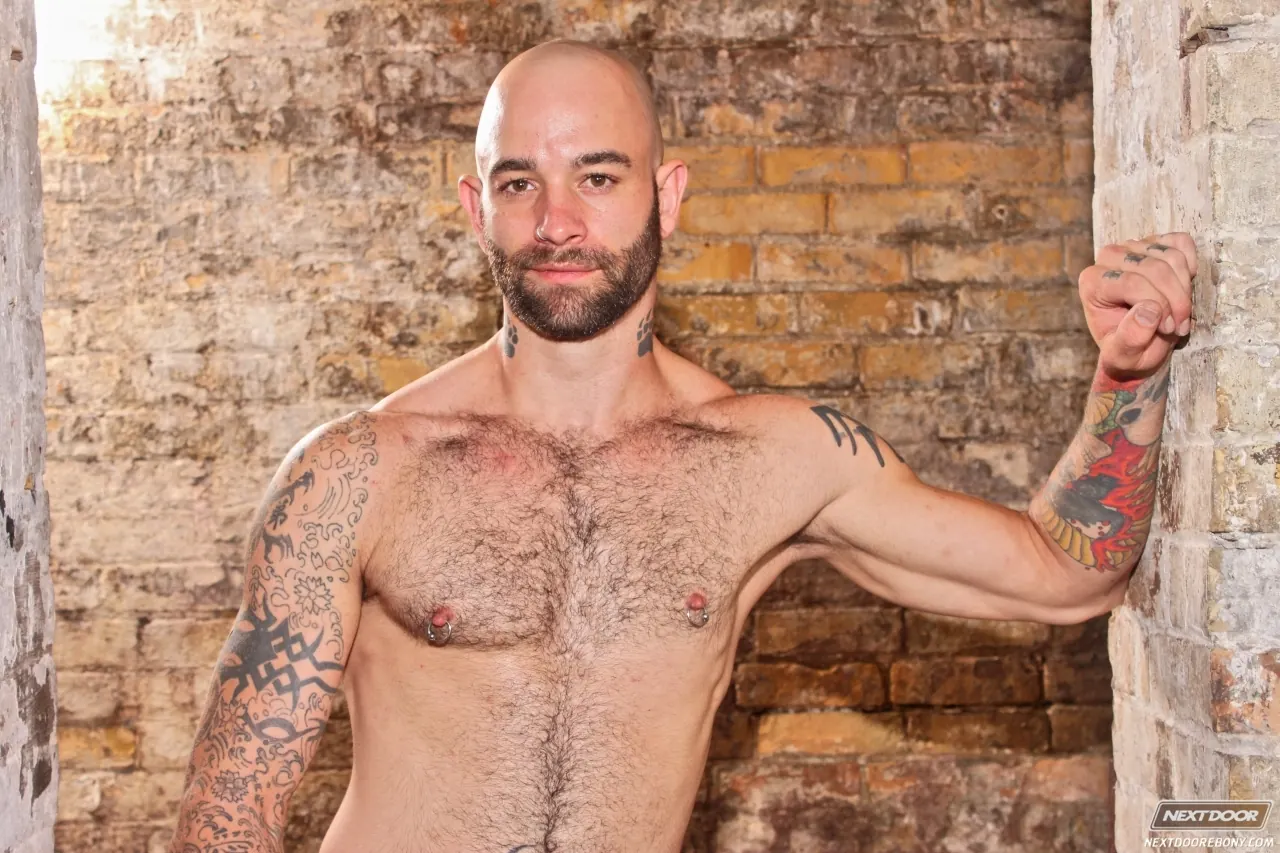 Next Door Studios 'Bound, Whipped and Fucked' starring Sam Swift (Photo 8)