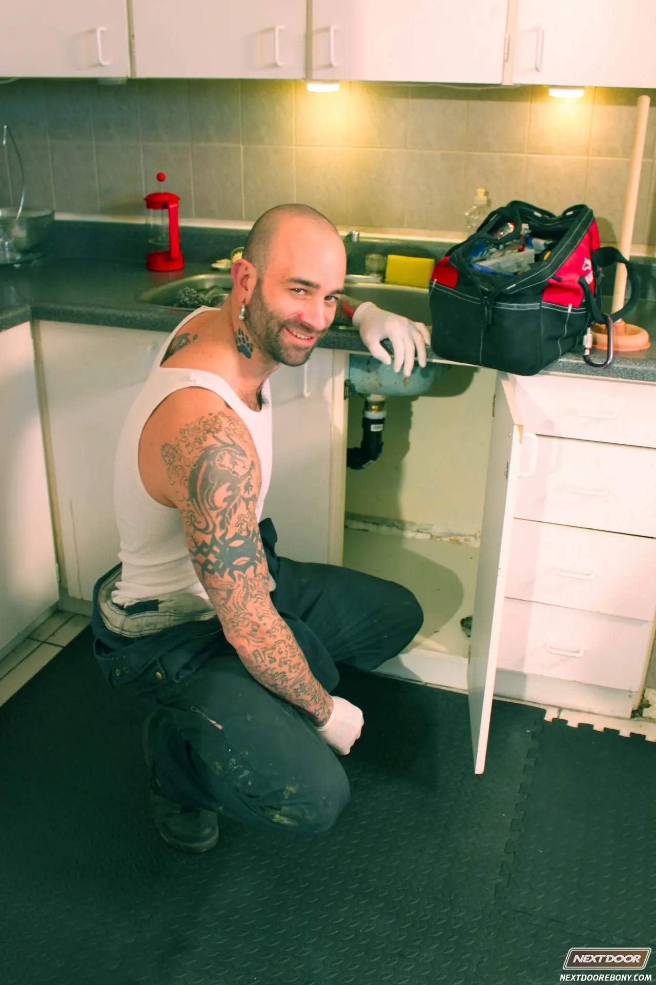 Sam Swift in 'Pipe Work' from 'Next Door Studios' (Photo 4) Next Door Studios 'Pipe Work' starring Sam Swift (Photo 4)