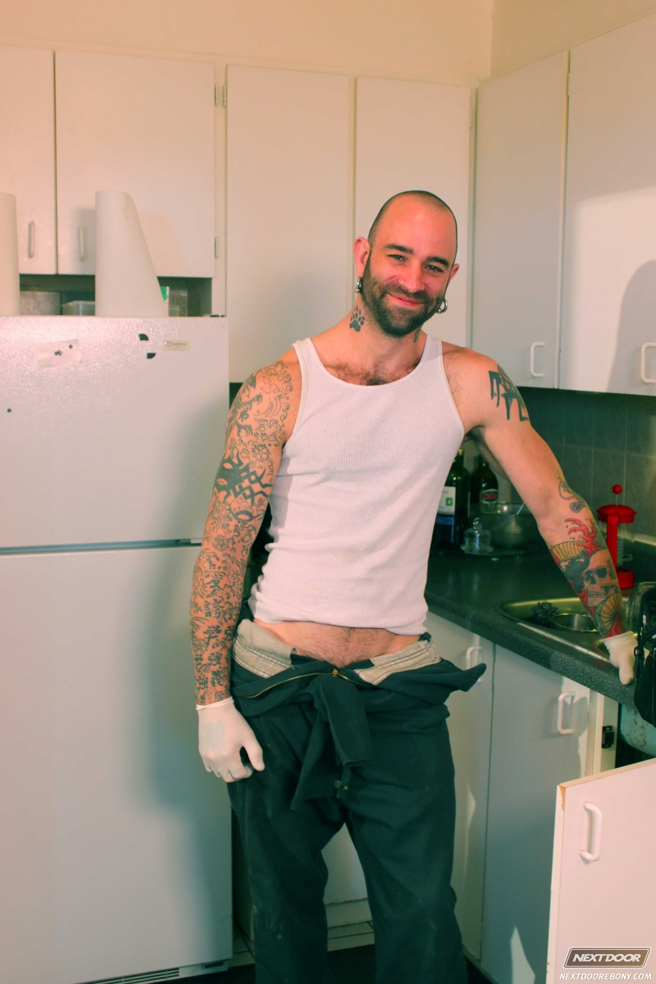 Sam Swift in 'Next Door Studios' Pipe Work (Thumbnail 8)