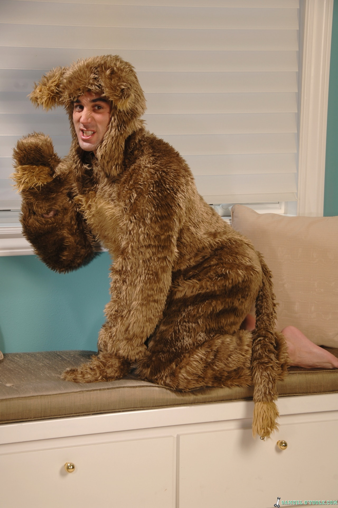 Samuel O'Toole in 'Next Door Studios' Bearly Fur Real (Thumbnail 1)