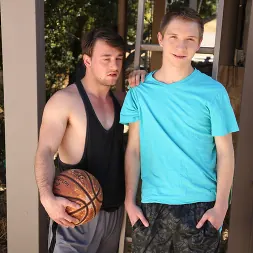 Scott Harbor in 'Next Door Studios' How To Be Cool (Thumbnail 4)