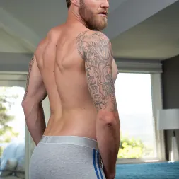 Shawn Reeve in 'Next Door Studios' Fully Furnished (Thumbnail 32)