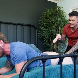 Shawn Reeve in Secret Anal Obsession (Photo 36) Shawn Reeve in 'Next Door Studios' Secret Anal Obsession (Thumbnail 36)