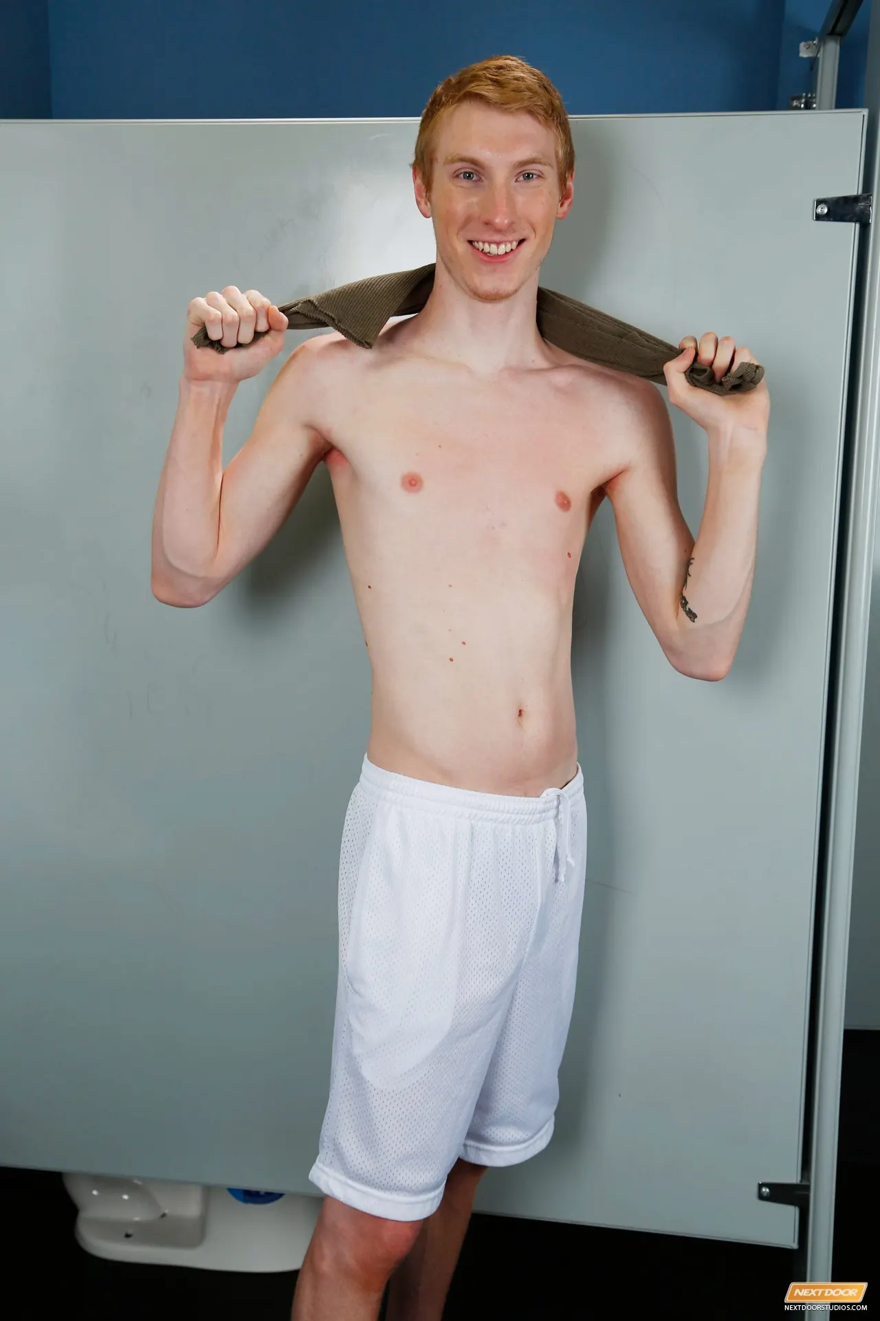 Next Door Studios 'Missed Connection (Part 1)' starring Silas Gray (Photo 4)