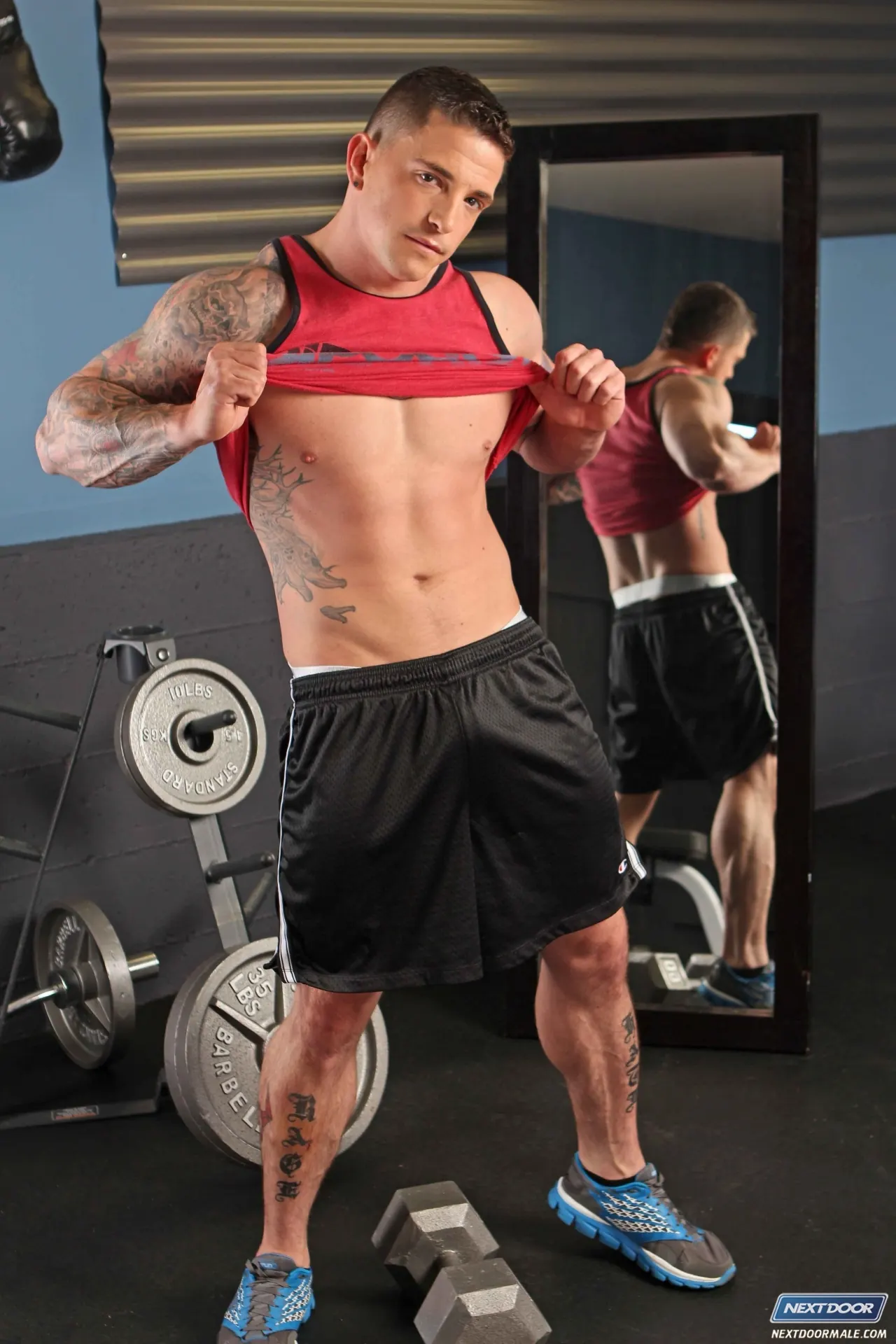 Next Door Studios 'Slate Steele' starring Slate Steele (Photo 18)