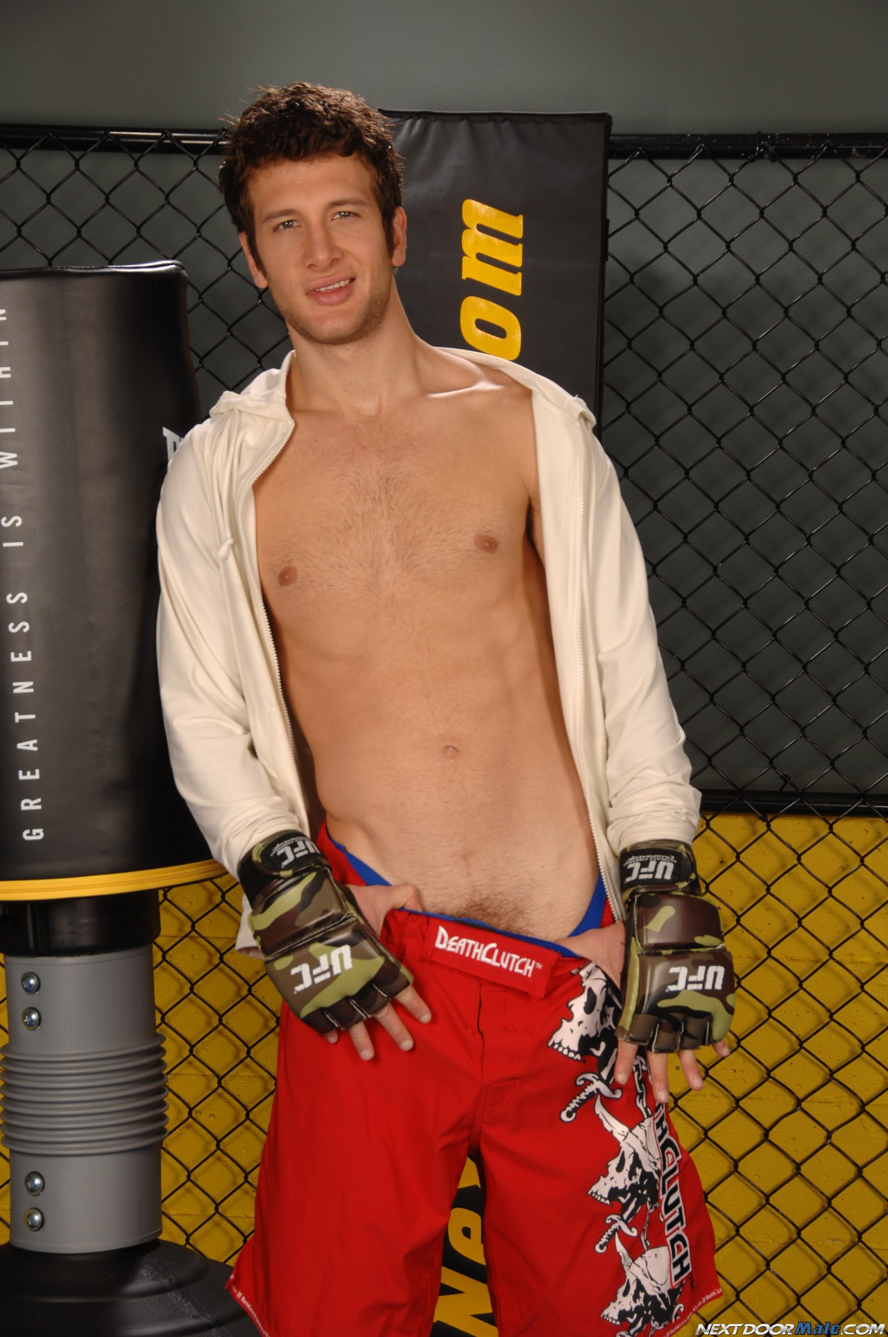 Spencer Fox in 'Next Door Studios' Spencer Fox (Thumbnail 8)