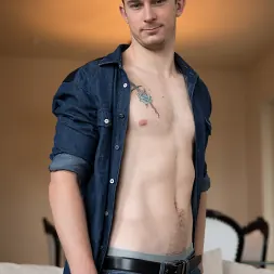 Spencer Laval in Buddies Bustin' (Photo 27) Spencer Laval in 'Next Door Studios' Buddies Bustin' (Thumbnail 27)