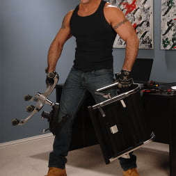 Spencer Reed in 'Next Door Studios' Spencer Reed (Thumbnail 1)