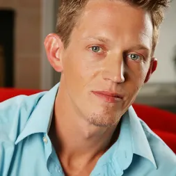 Tommy Huntington in 'Next Door Studios' Tommy Huntington (Thumbnail 3)