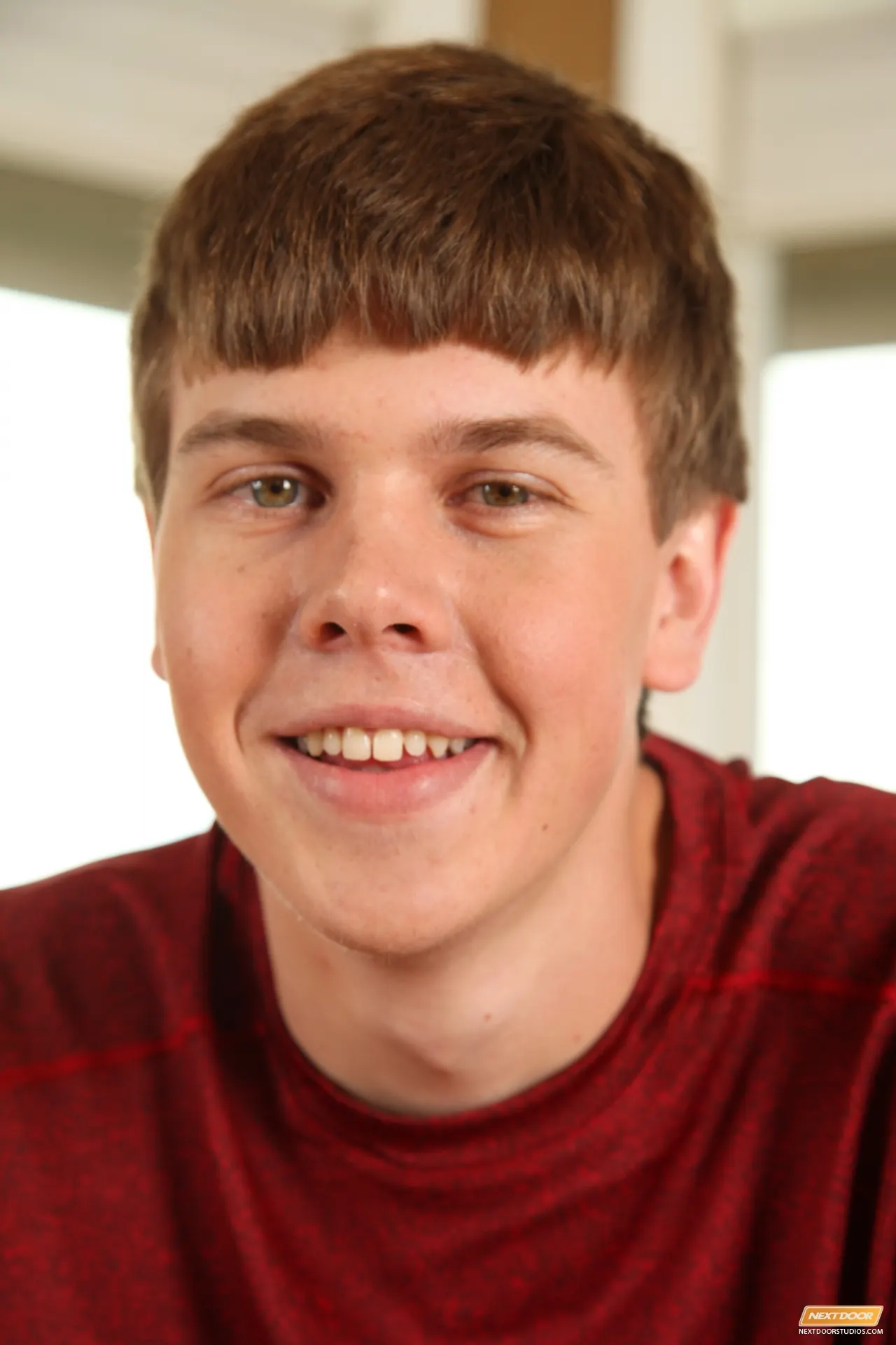 Next Door Studios 'Tommy White' starring Tommy White (Photo 2)