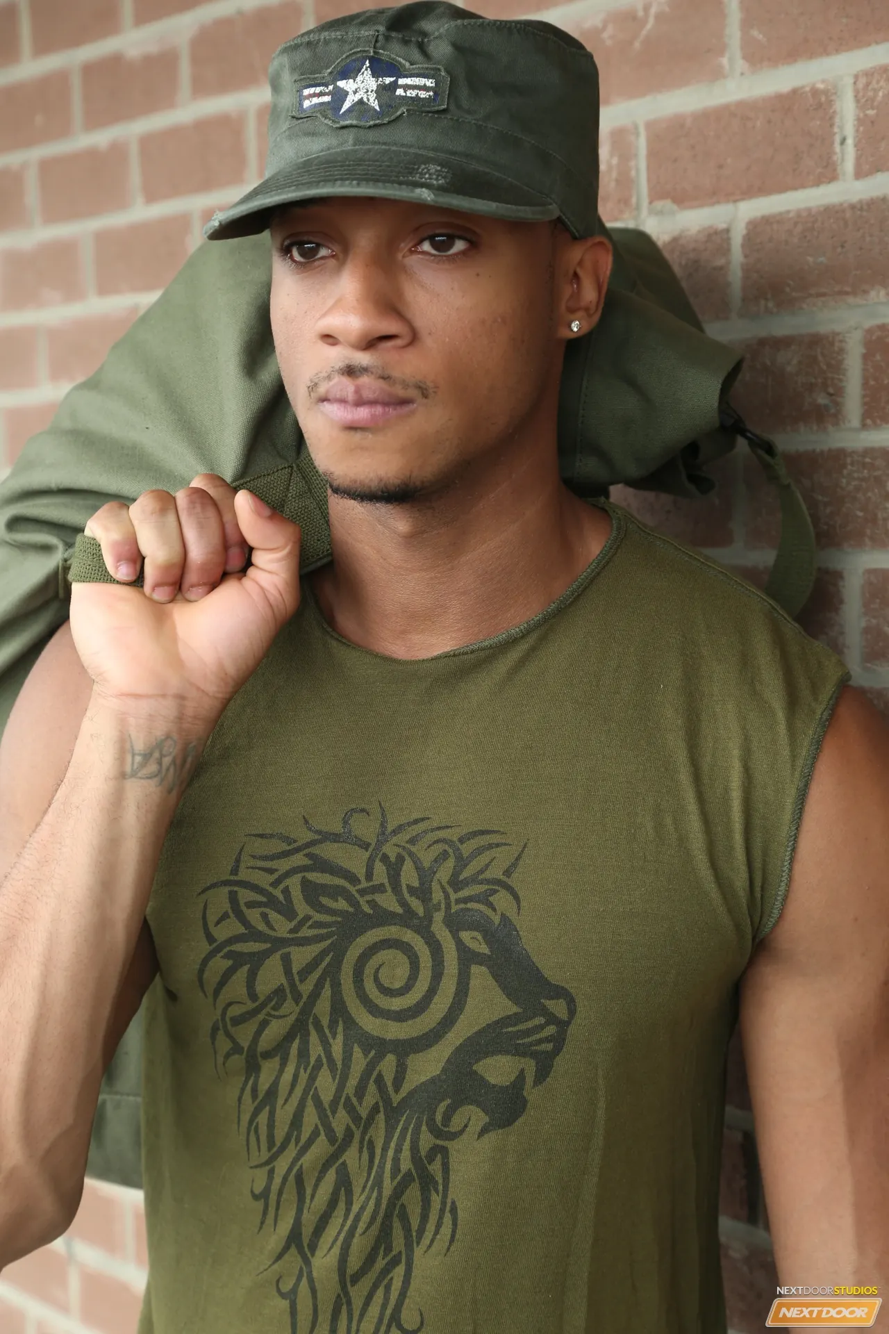 Next Door Studios 'Welcum Home' starring Trent King (Photo 14)