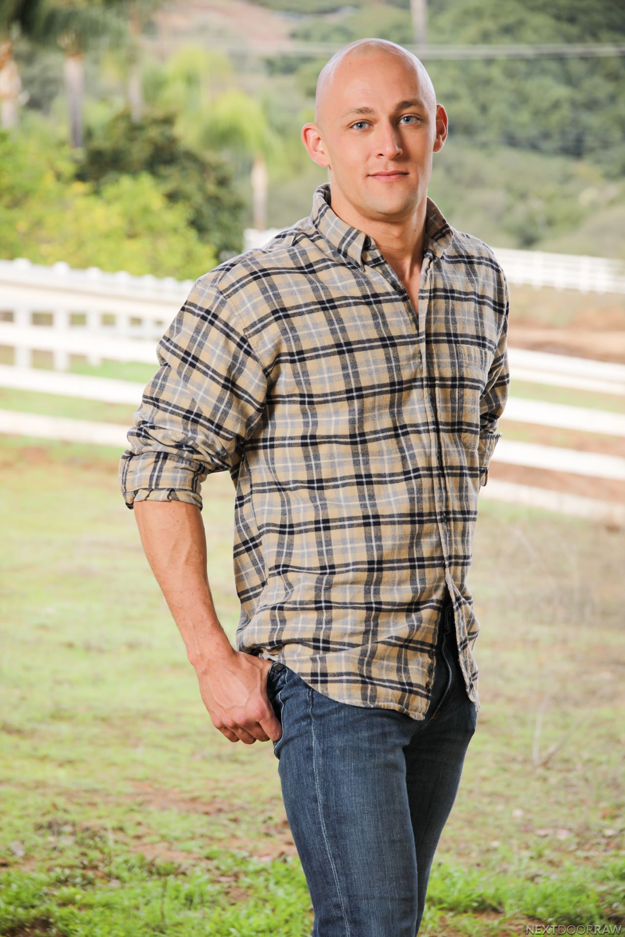 Trevor Laster in 'Next Door Studios' Country Livin' (Thumbnail 6)