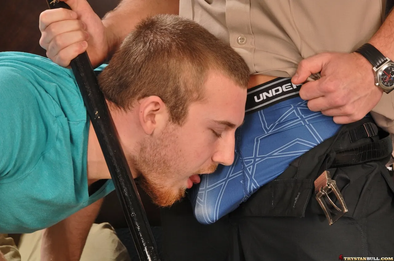 Next Door Studios 'BREAKING BAD' starring Trystan Bull (Photo 9)