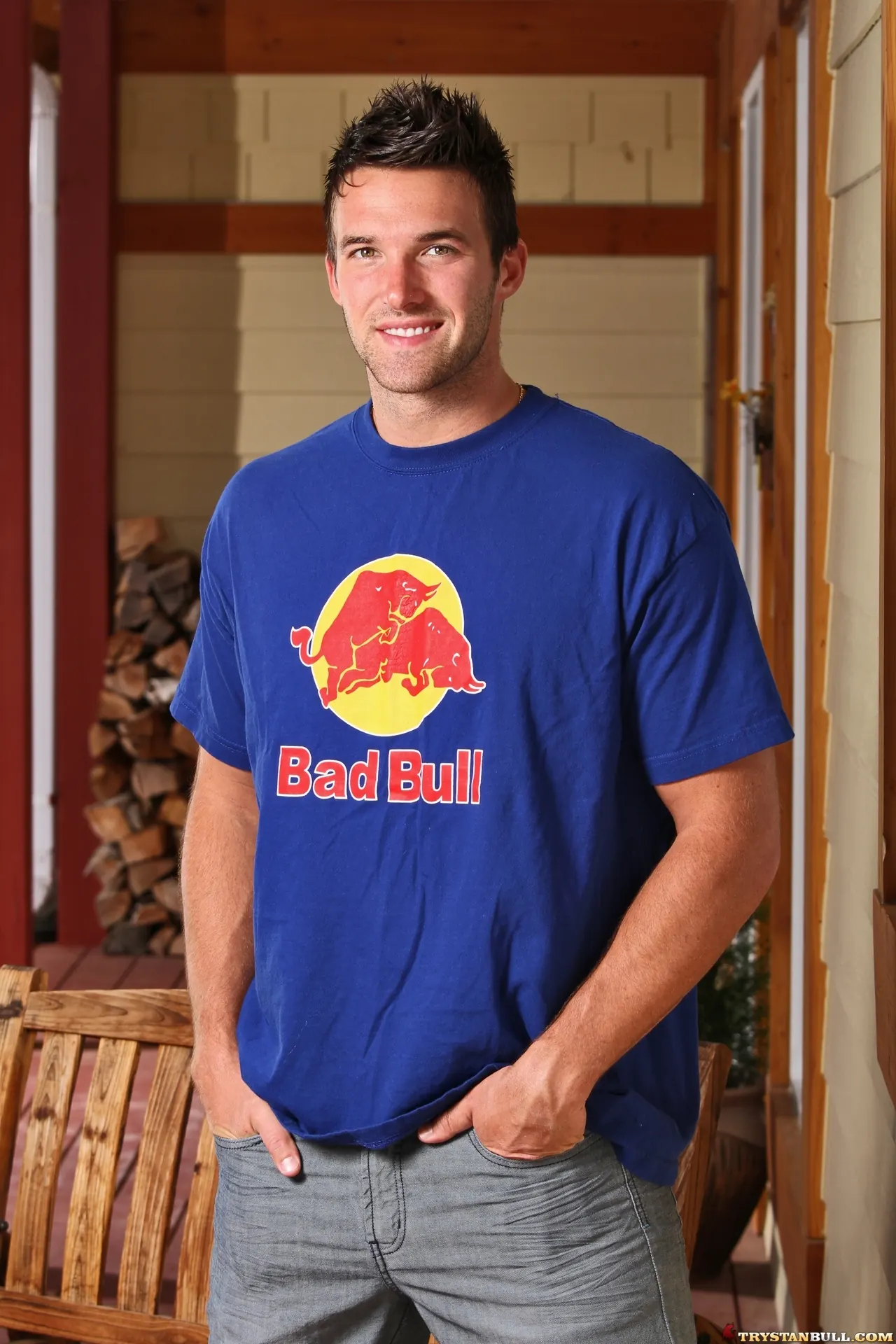 Next Door Studios 'Porch Party' starring Trystan Bull (Photo 1)