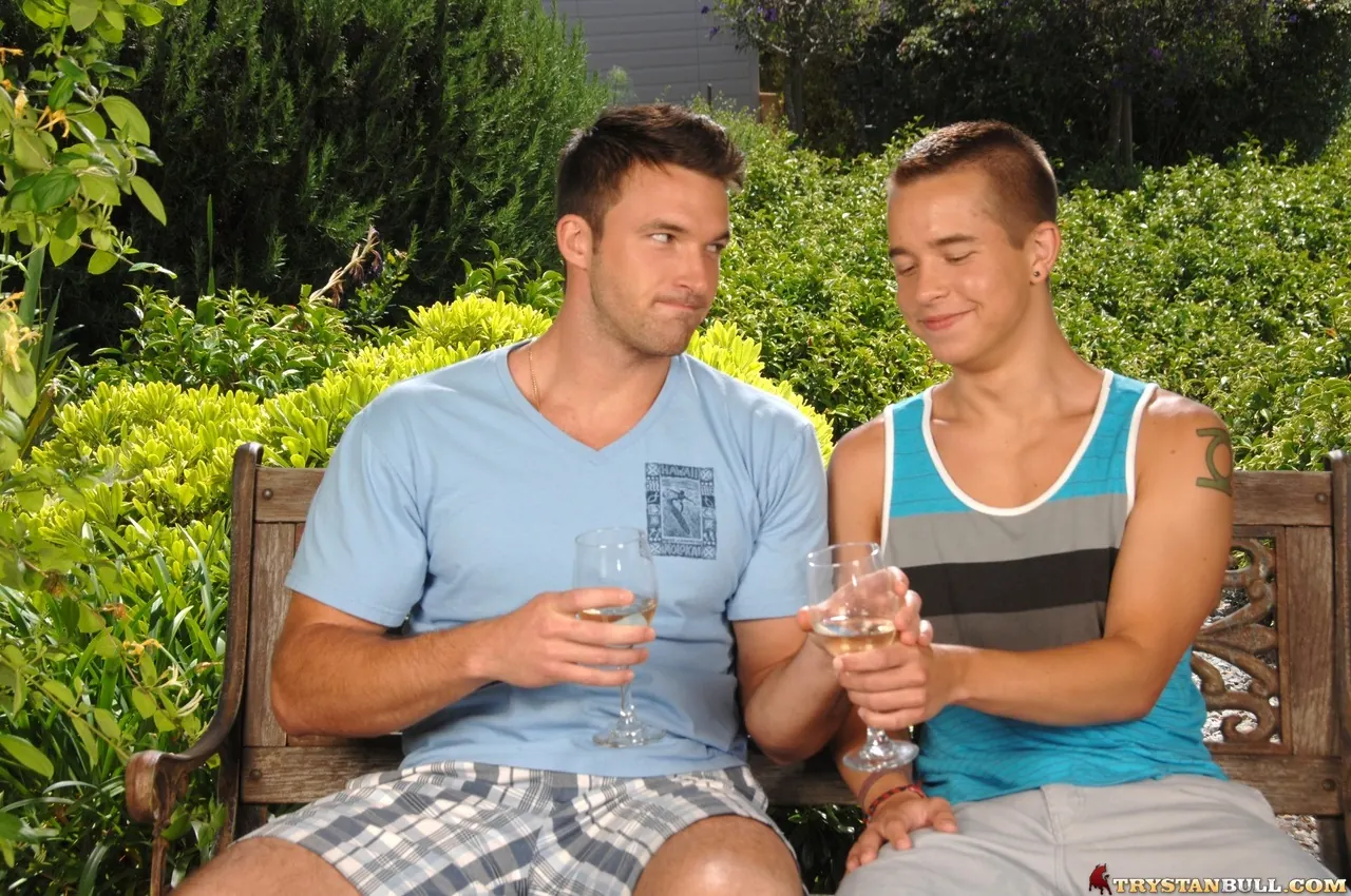 Next Door Studios 'Wine and Grind' starring Trystan Bull (Photo 6)