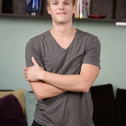 Ty Thomas in 'Next Door Studios' Stranger in the Park (Thumbnail 1)