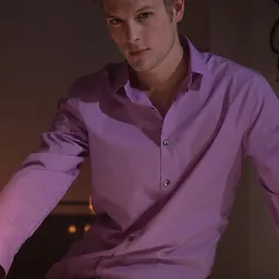 Ty Thomas in 'Next Door Studios' The Talented Mr. Bubbles (Thumbnail 12)