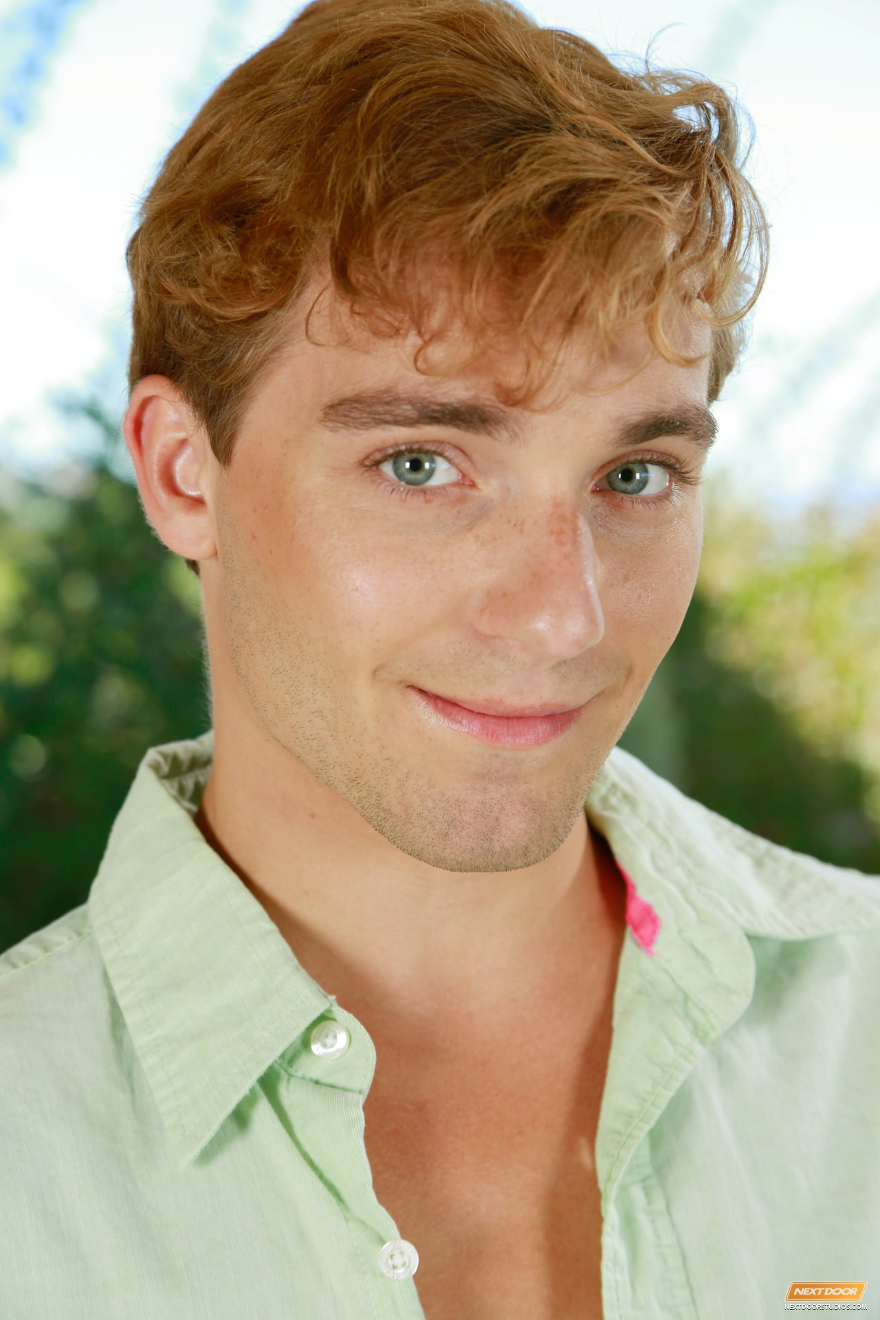 Next Door Studios 'Dirty Dancing' starring Tyler Morgan (Photo 15)