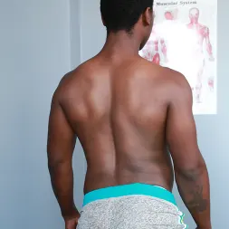 Tyson Tyler in Gym Partners (Photo 10) Tyson Tyler in 'Next Door Studios' Gym Partners (Thumbnail 10)