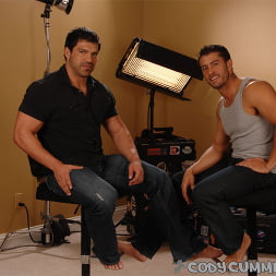 Vince Ferelli in 'Next Door Studios' Cum Toes (Thumbnail 2)