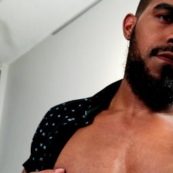 XL in 'Next Door Studios' XL (Thumbnail 1)