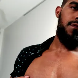 XL in 'Next Door Studios' XL (Thumbnail 1)