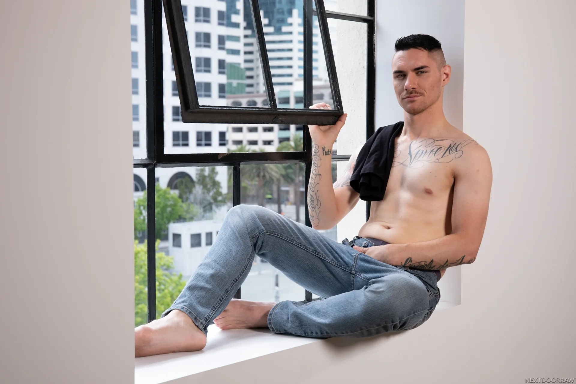 Next Door Studios 'Curious Neighbor' starring Zak Bishop (Photo 12)