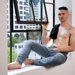 Zak Bishop in 'Next Door Studios' Curious Neighbor (Thumbnail 12)