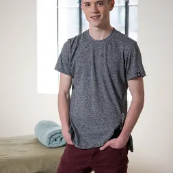 Zak Bishop in Milkin' Masseur (Photo 1) Zak Bishop in 'Next Door Studios' Milkin' Masseur (Thumbnail 1)