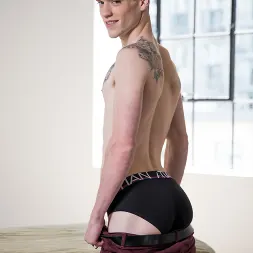 Zak Bishop in Milkin' Masseur (Photo 8) Zak Bishop in 'Next Door Studios' Milkin' Masseur (Thumbnail 8)